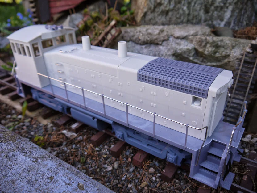 Đầu máy OpenRailway EMD SW1500 tỉ lệ 1:32 - Image 10
