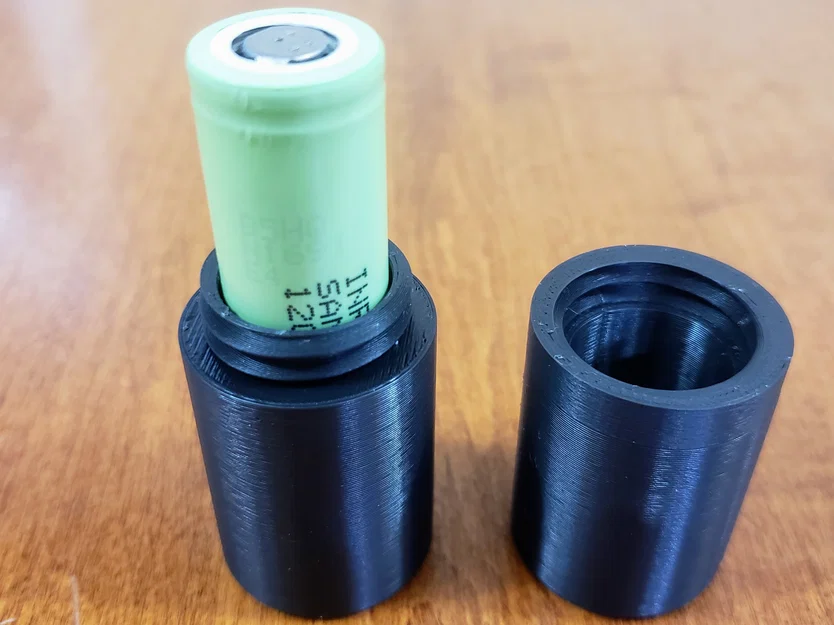 Hộp đựng bảo vệ pin 18650 vặn ren - Image 1