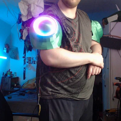 Giáp vai Protogen in 3D tích hợp LED cực chất