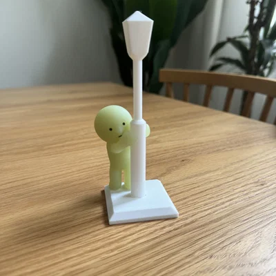 Mô hình cột đèn trang trí mini cho nhân vật Smiski Hiding