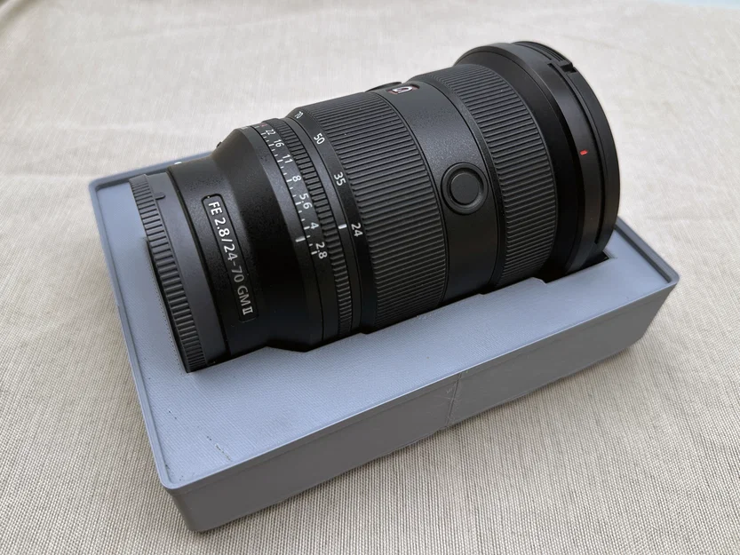 Khay Gridfinity cho ống kính Sony FE 2.8 24-70mm GM II - Image 1