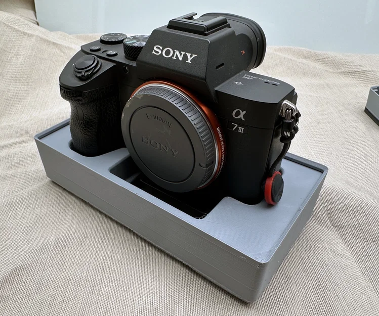 Khay Gridfinity 2x4 đựng body Sony A7 III (holder bin) - Image 1