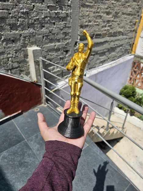 Cúp Fortnite | Tượng Jonesy (Trofeo Fortnite | estatua de Jonesy) - Image 2