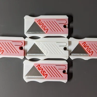 Dao rọc giấy Talon Utility Knife chủ đề NASA độc đáo