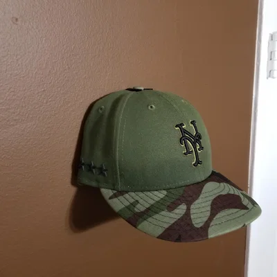Móc treo nón Low Profile Hat Hook