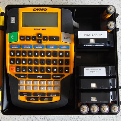 Hộp Bảo Vệ Dymo Rhino 4200 Case