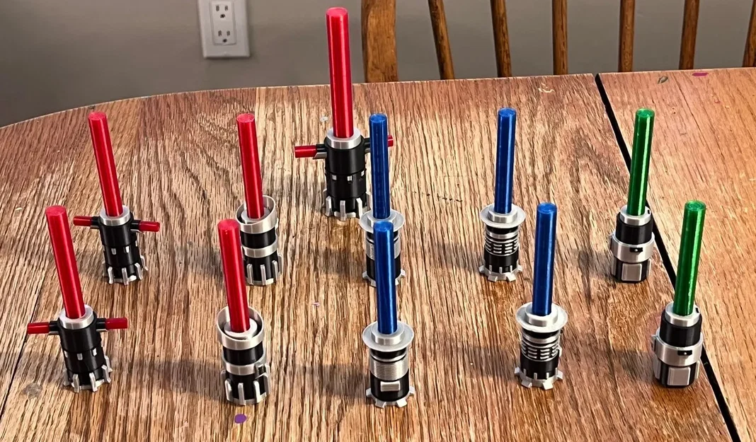 Thumb Wars Lightsabers (Finger toys) – Kiếm ánh sáng chơi thumb war - Image 3