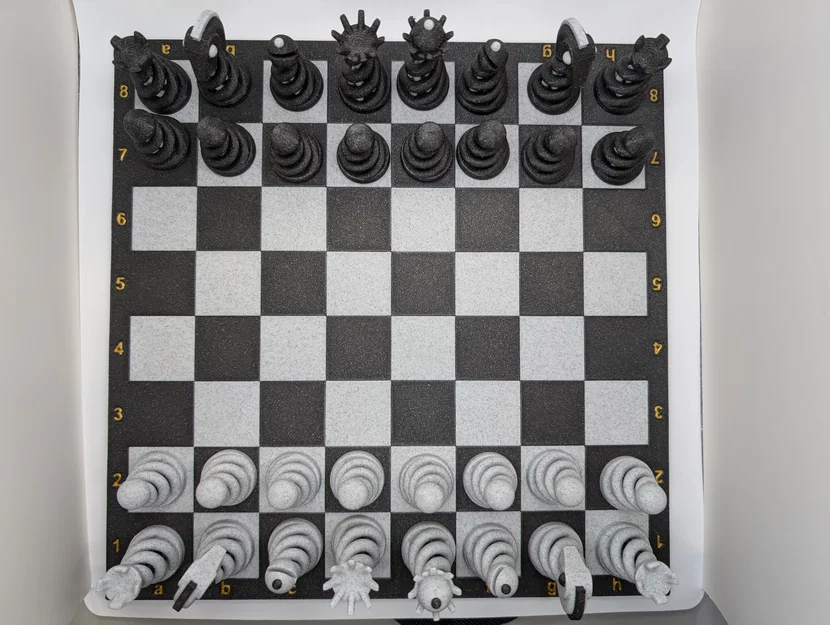 Bàn cờ vua nhiều màu kèm hộp (Multicolor Chess Board and Box) - Image 7