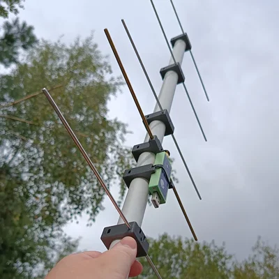Ăng-ten Yagi 70cm kèm SDR (RTL2832)
