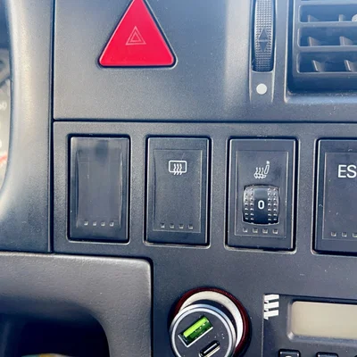 Nắp đậy nút bấm bảng điều khiển cho xe VW T4