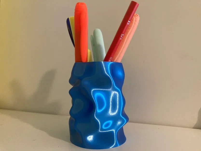 Ống Cắm Bút/Viết Chì Trừu Tượng Xoắn – Vase Mode, Không Cần Support - Image 2