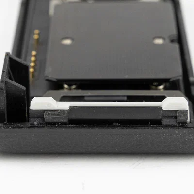 Chốt khóa nắp lưng Nikon F100 (Nikon F100 back door latch)
