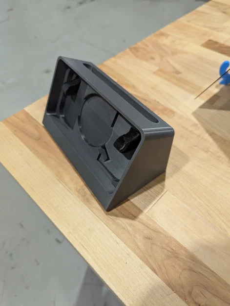 Đế sạc để bàn cho Google Pixel 7 (Standby Dock) cực gọn gàng - Image 1