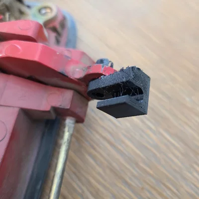 Clip giữ thanh kéo chốt cửa ngoài Toyota (Toyota Exterior Door Latch Rod Clip)