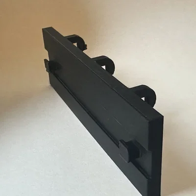 Giá treo sạc pin Milwaukee M12 M18 cho bảng Ikea Skadis