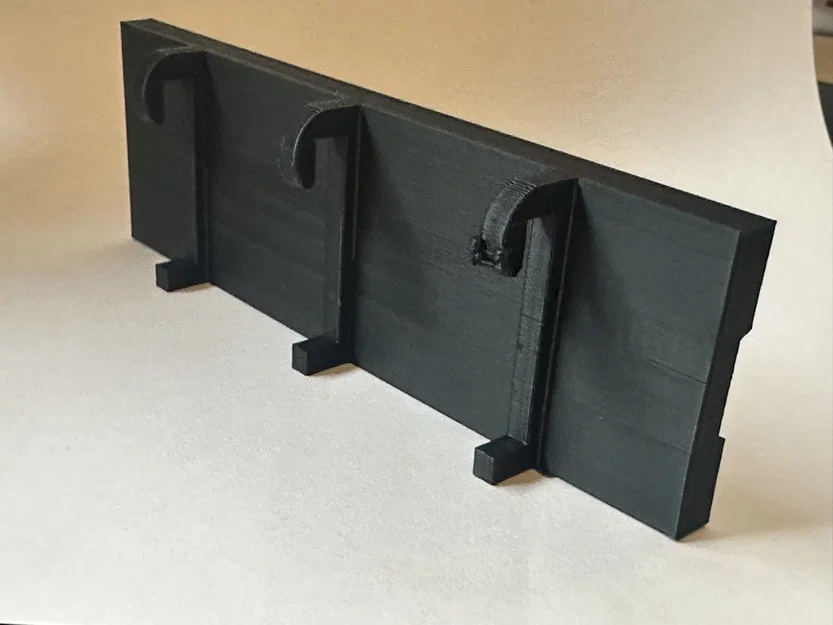 Giá treo sạc pin Milwaukee M12 M18 cho bảng Ikea Skadis - Image 3