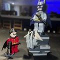 Mô hình Brick Batman Rooftop trưng bày cỡ đại (tỉ lệ 5:1) - Thumbnail 1
