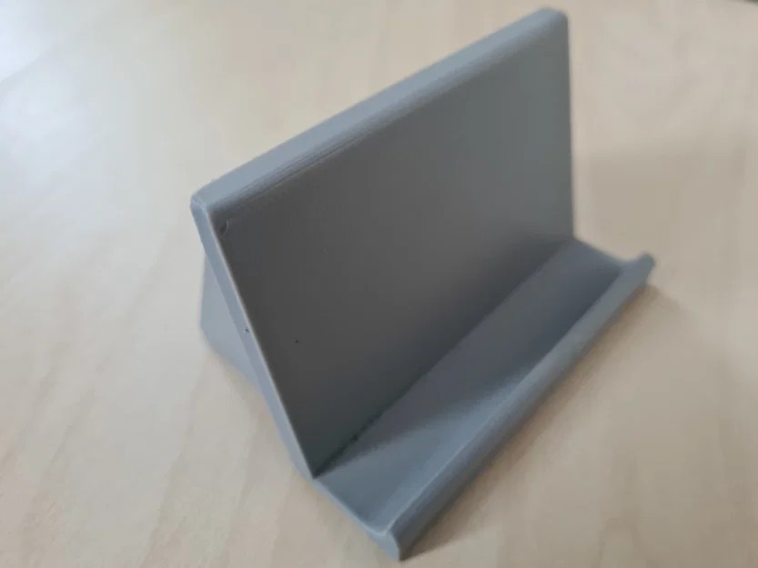 Giá đỡ điện thoại để bàn đơn giản - Phụ kiện in 3D tiện ích - Image 1