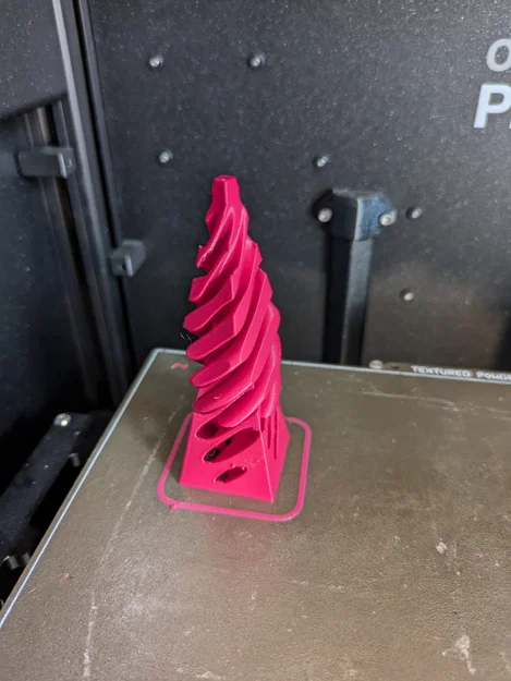 Đồ chơi fidget twisty puzzle kim tự tháp parametric pass-through (OpenSCAD) - Image 4