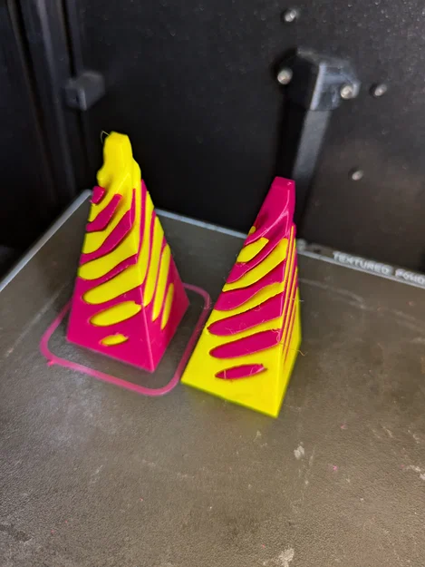 Đồ chơi fidget twisty puzzle kim tự tháp parametric pass-through (OpenSCAD) - Image 5