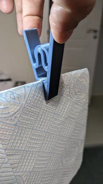 Kẹp quần áo (Clothes peg) có vòng trợ lực - Image 1