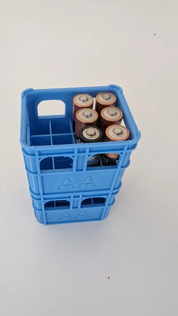 Khay bia xếp chồng để đựng pin (Stackable beer crate for batteries) - Image 1