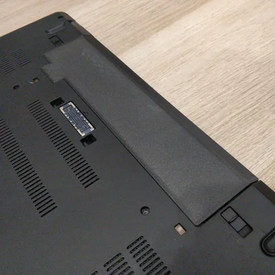 Pin 24Wh ThinkPad T470 T480 T570 T580 T25 (Battery Cover)