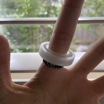 beaRING (Print in Place) – Nhẫn xoay fidget in liền khối
