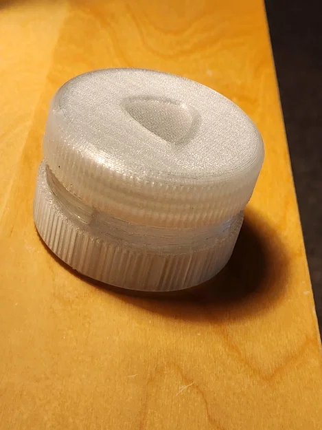 Hộp đựng pick guitar ren vặn có “wheezer lick” - Image 2