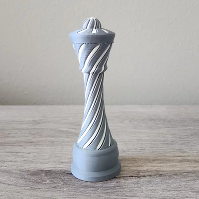 Mô hình quân Hậu 3D độc đáo với cơ chế trượt xoắn ốc (Impossible Passthrough)