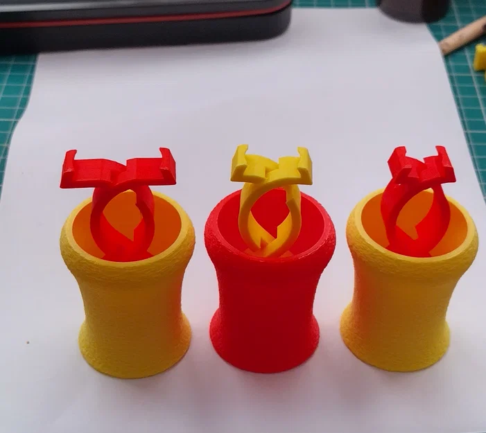 Tay cầm sơn mô hình mini - v3 (Miniature Painting Handle - v3) - Image 3