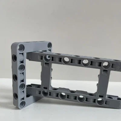 Khung tương thích LEGO Technic (LEGO-Technic-Compatible Frame)