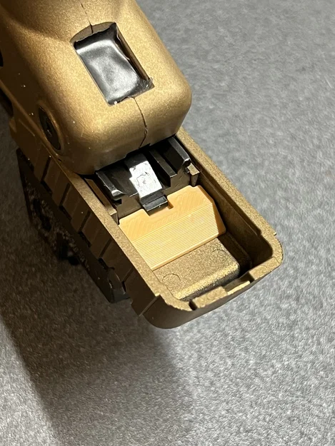 Khối hỗ trợ tập luyện khô an toàn cho Kel-Tec P17 (Dry Fire Block) - Image 2