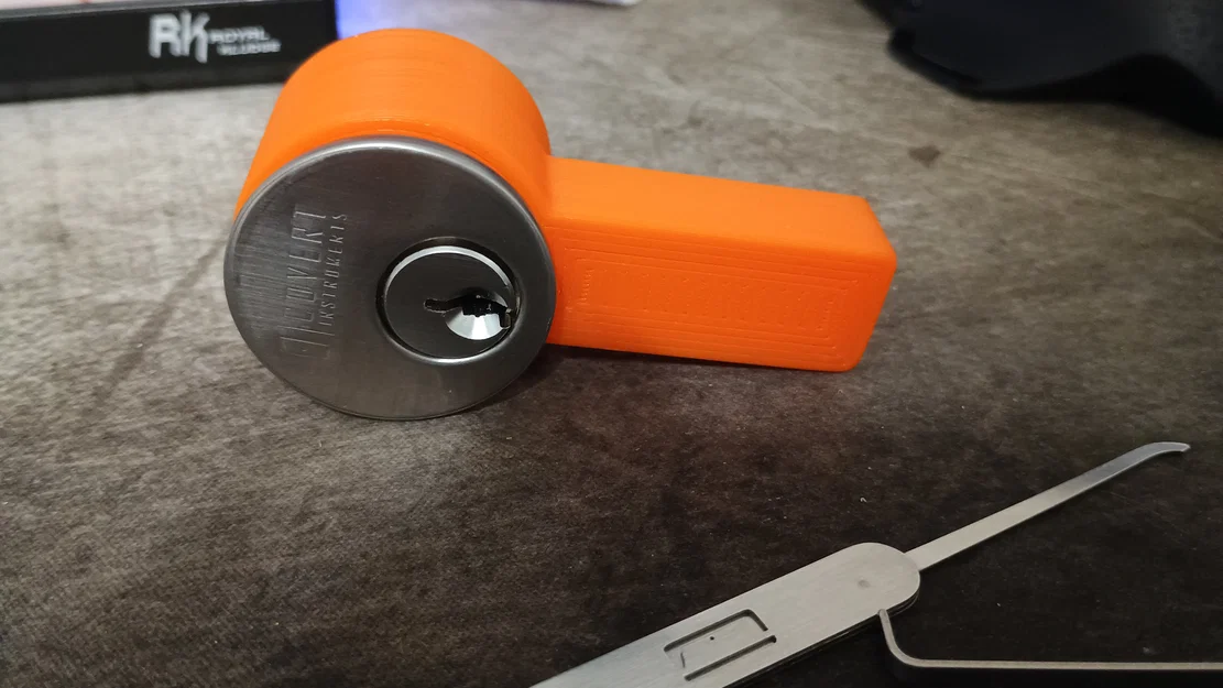 Tay cầm 3D cho lõi thực hành Covert Instruments Practice Core - Image 1