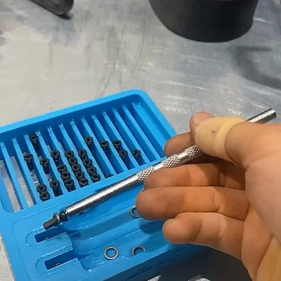 Khay Nipple tray (tự sắp xếp) cho dựng bánh xe