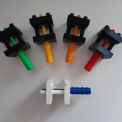 Ê-tô mini (mini vise) in 3D – không vít, không keo