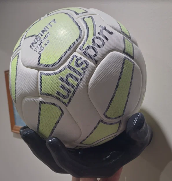Giá Treo Bóng Dạng Bàn Tay Gắn Tường (Hand Ball Holder - Wall Mount) - Image 1