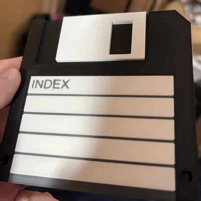 Bộ lót ly hình đĩa mềm (Floppy disk coasters)