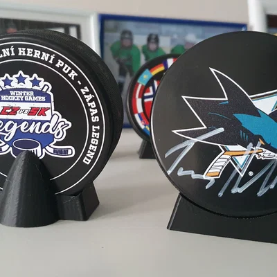 Đế trưng bày đĩa khúc côn cầu (Hockey Puck Stand) in 3D cực chất