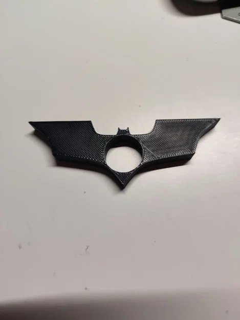 Dụng cụ giữ trang sách hình Batman - Phụ kiện độc đáo cho tín đồ đọc sách - Image 2