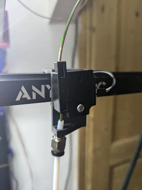 Giá đỡ ống PTFE cho máy in 3D Anycubic Kobra 2 Max - Image 1