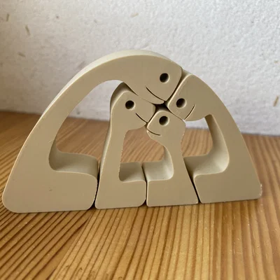 Dinosaurs Family – Tượng khủng long gia đình ấm áp