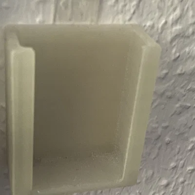 Giá đỡ treo tường điều khiển FireTV Stick gọn gàng tiện lợi