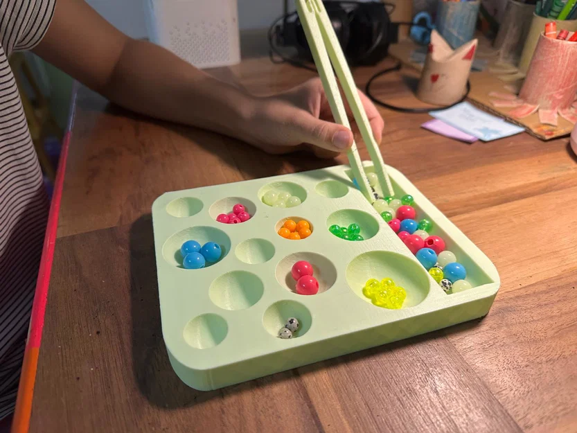 Khay Phân Loại Montessori (Montessori Sorting Tray) - Image 1