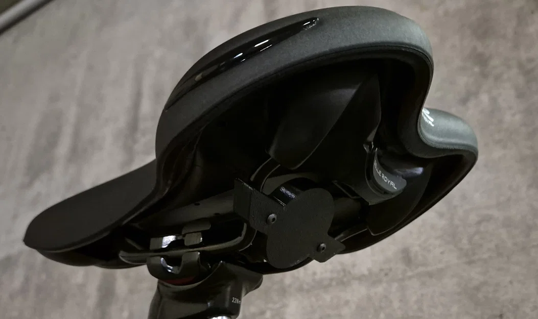 Giá đỡ định vị Chipolo One cho yên xe đạp (Ergon, Selle Royal) - Image 7