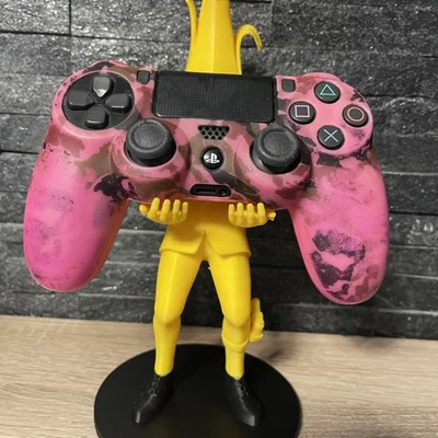 Giá đỡ tay cầm chơi game hình nhân vật Fortnite Banana độc đáo