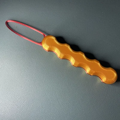 Dụng cụ hỗ trợ cài nút áo (Clothes Button Helper)