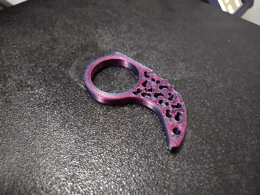 Móc khóa xoay Keyrambit Bubbles thiết kế độc lạ dùng vòng bi - Image 1