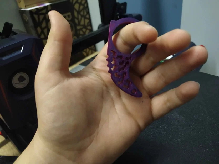 Móc khóa xoay Keyrambit Bubbles thiết kế độc lạ dùng vòng bi - Image 4