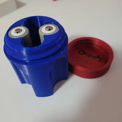 Hộp đựng pin 18650 (vừa 4 viên)